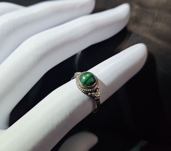 Artisan Jewelry - Malachite Stone Silver 925 Ring